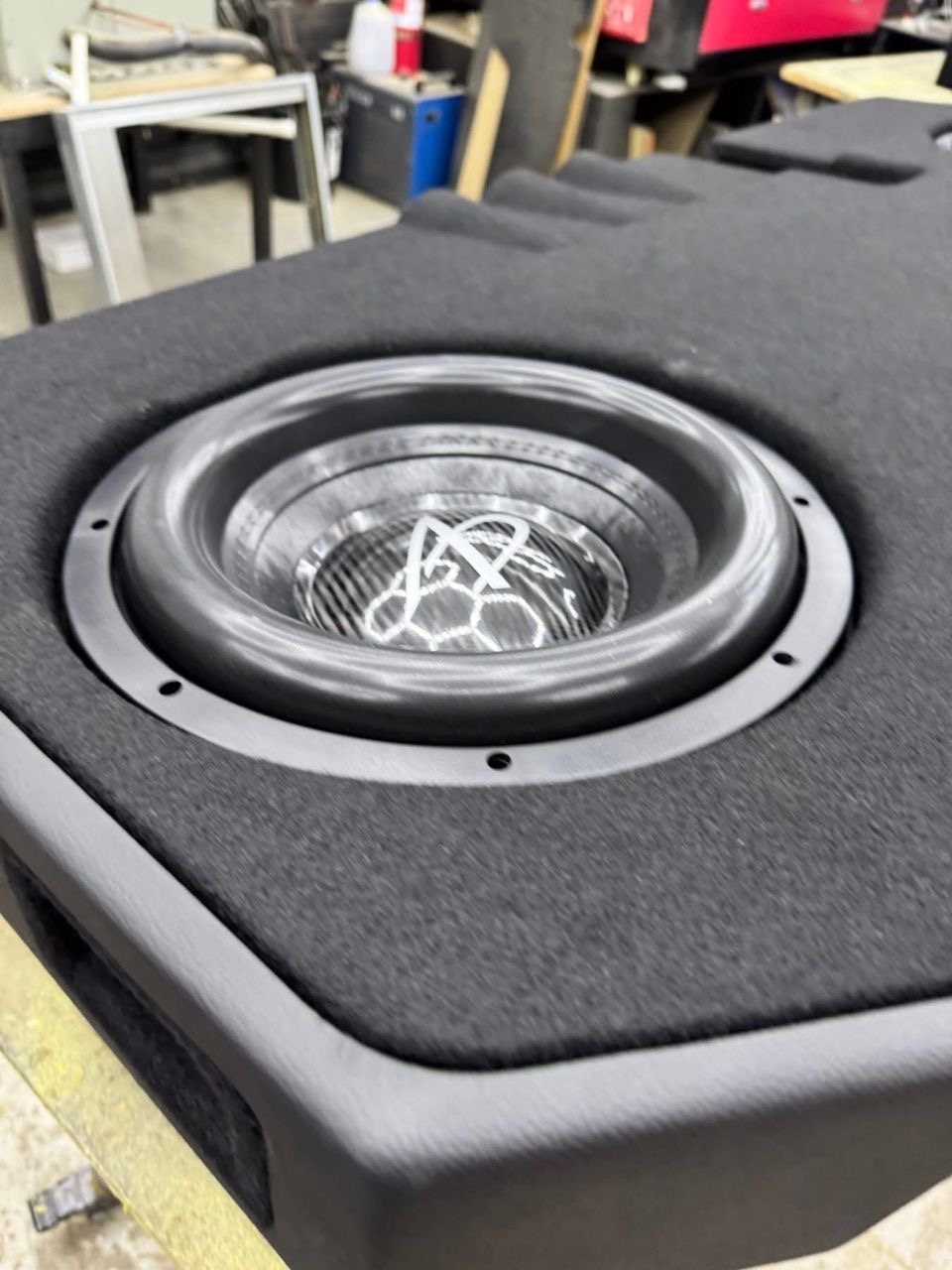 7000b4c4-a8a9-4b9b-83df-507c98de4275